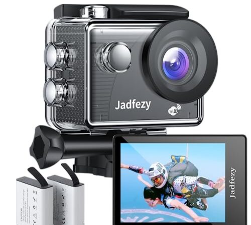 Jadfezy WiFi Action Cam 1080P, da 12 MP e Grandangolare, Subacquea da 30M Dotato di 2×1050 mAh Batteries di Grande Capacità e Accessori di Montaggio per Casco e Bicicletta, ecc.